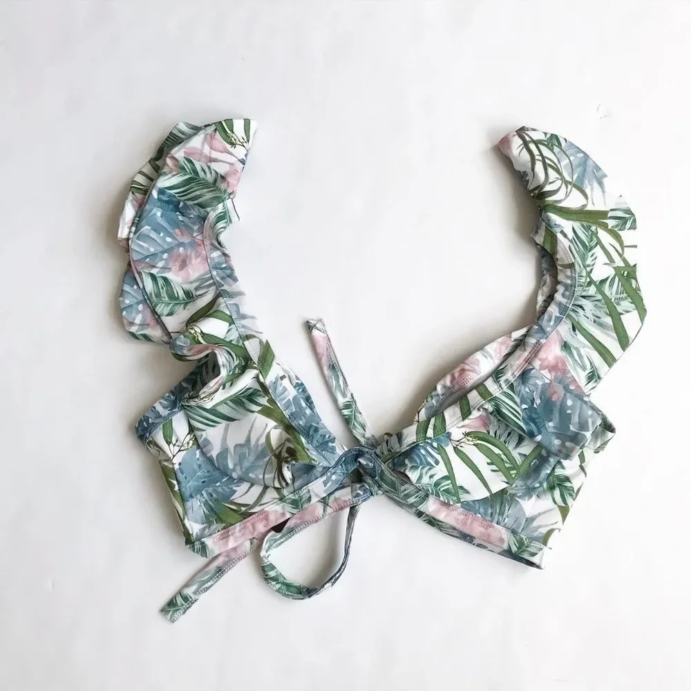 Pretty little thing pale khaki leafy swim top 10 - Picture 5 of 10